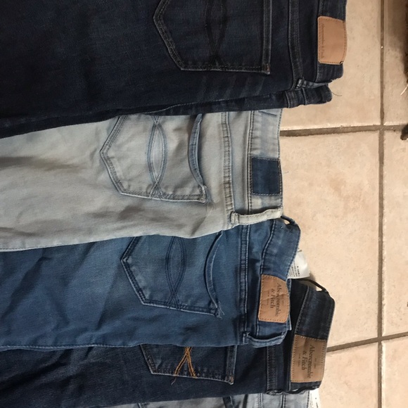 Jeans - Picture 3 of 3